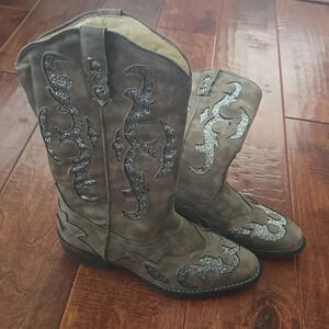 Jessica Cline Lansing Faux Suede Western Boots Glitter‎ Cut Outs Womens size 10